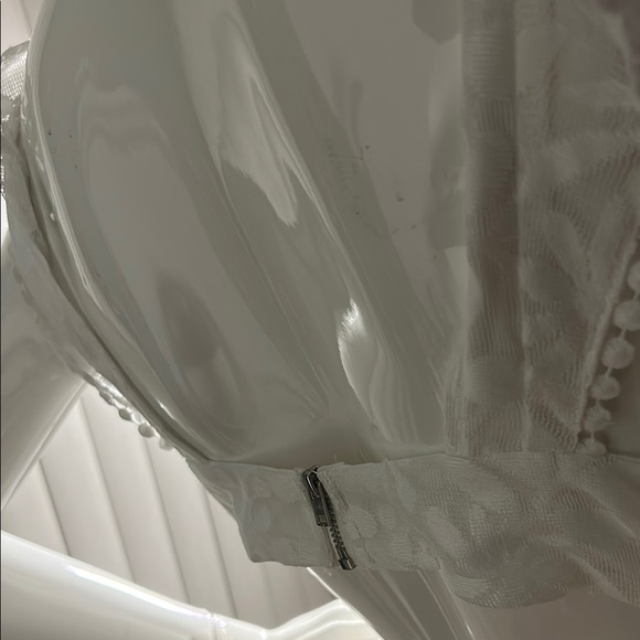 Angel Biba White Sleeveless lace Dress ( fits like M/L)send me any offer!!! - Picture 8 of 8